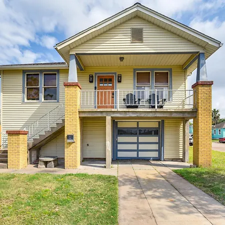 2 Mi To Pleasure Pier Pet-Friendly Gem With Yard Vila